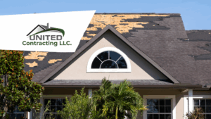 Front view house. The photo indicates de roof needs repair